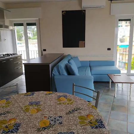 アパート Castelletto Al Mare *